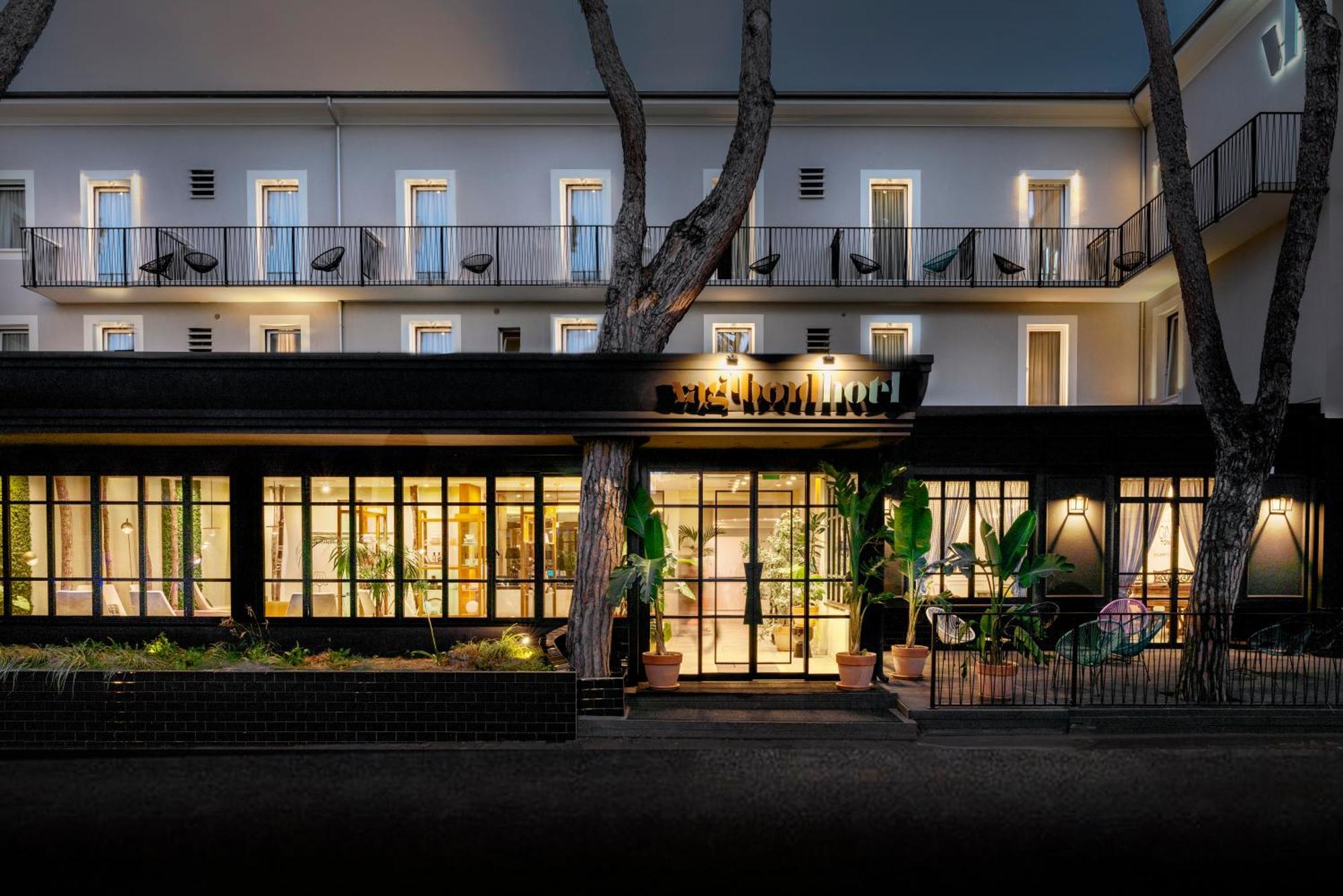 Hotel Vagabond Riccione Exterior photo